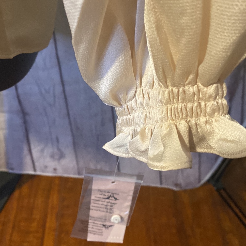 NWT CREAM NANETTE SMOCK TOP - Picture 8 of 11